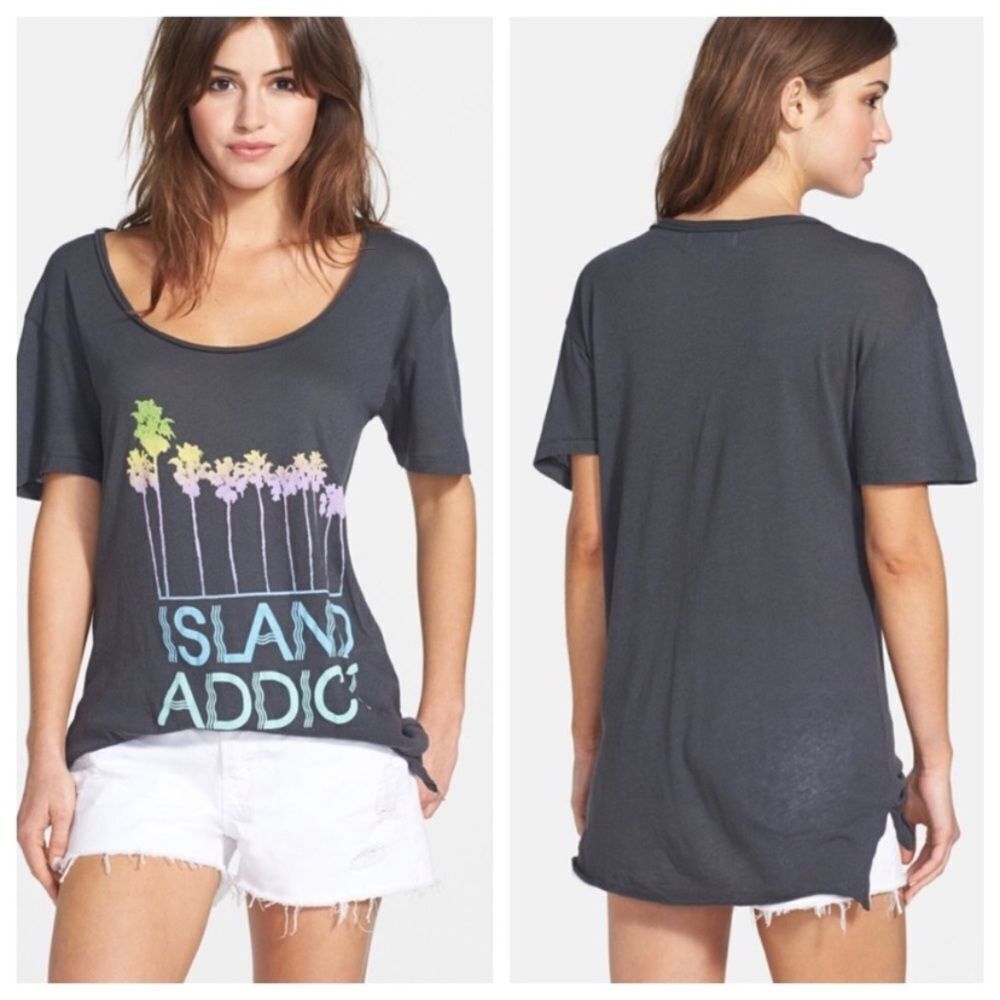 Wildfox Island Addict Oversized Tee Size Small